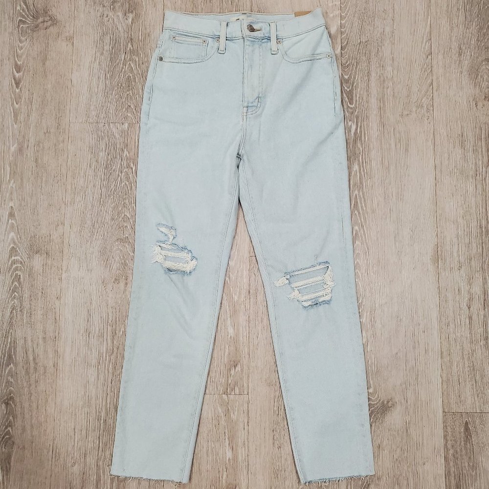NWT Madewell The Mom Jean Distressed Raw-Hem Edition Style MC583 Size 26 - Picture 1 of 11